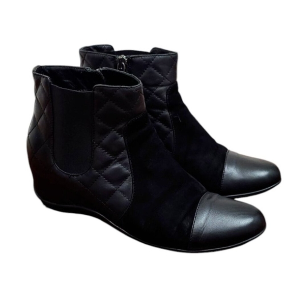 Aquatalia Womens Quilted Boot Size 7 Waterproof Black Leather Wedge Bootie - Picture 6 of 13